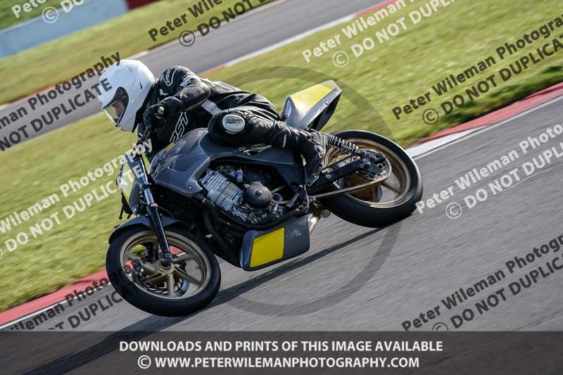 donington no limits trackday;donington park photographs;donington trackday photographs;no limits trackdays;peter wileman photography;trackday digital images;trackday photos